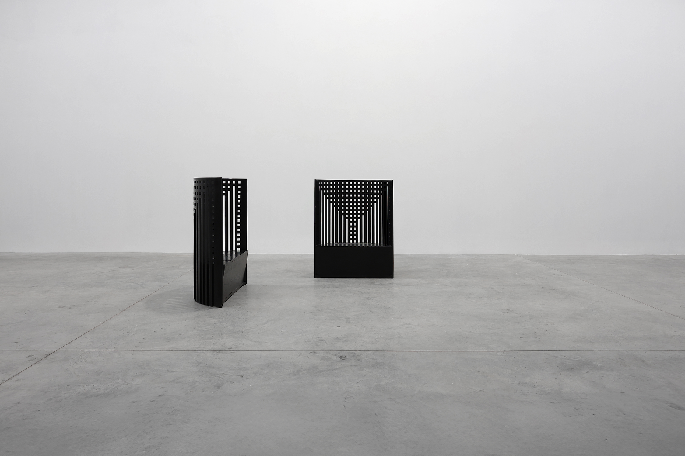 Pair of black Mackintosh Willow chairs by Atelier International, Italy 1980sthumbnail